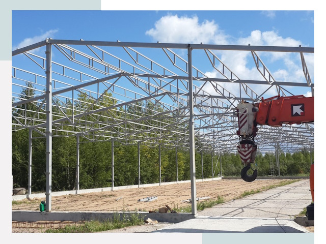 Строительство конюшен в Валуйки от 639 руб. под ключ